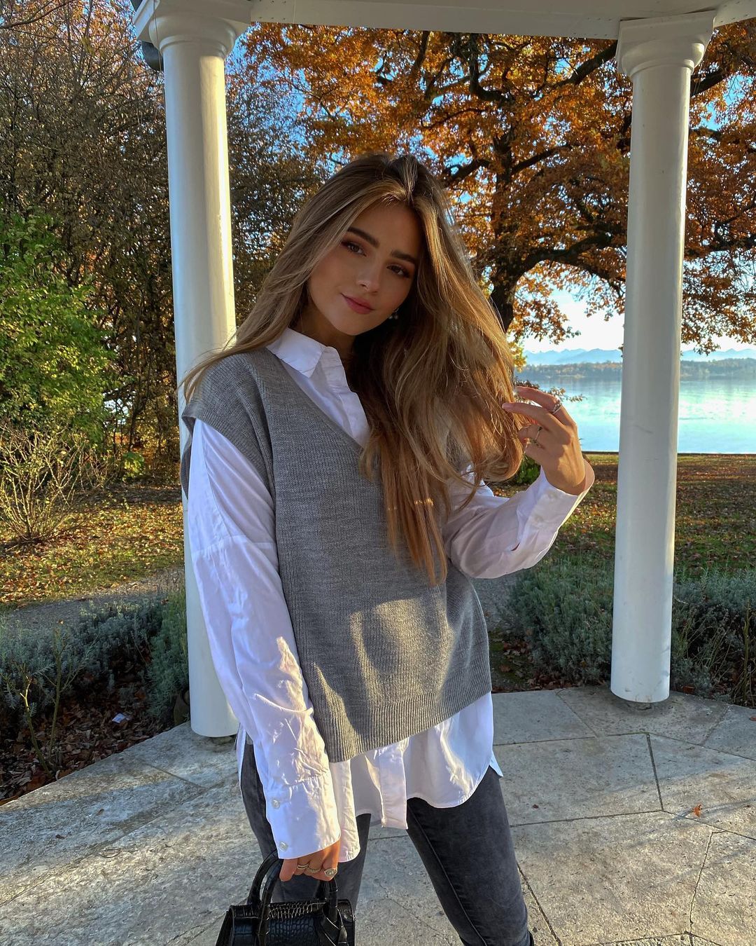 1709874724 962 Jessy Hartel Фото11 Jessy Hartel 11