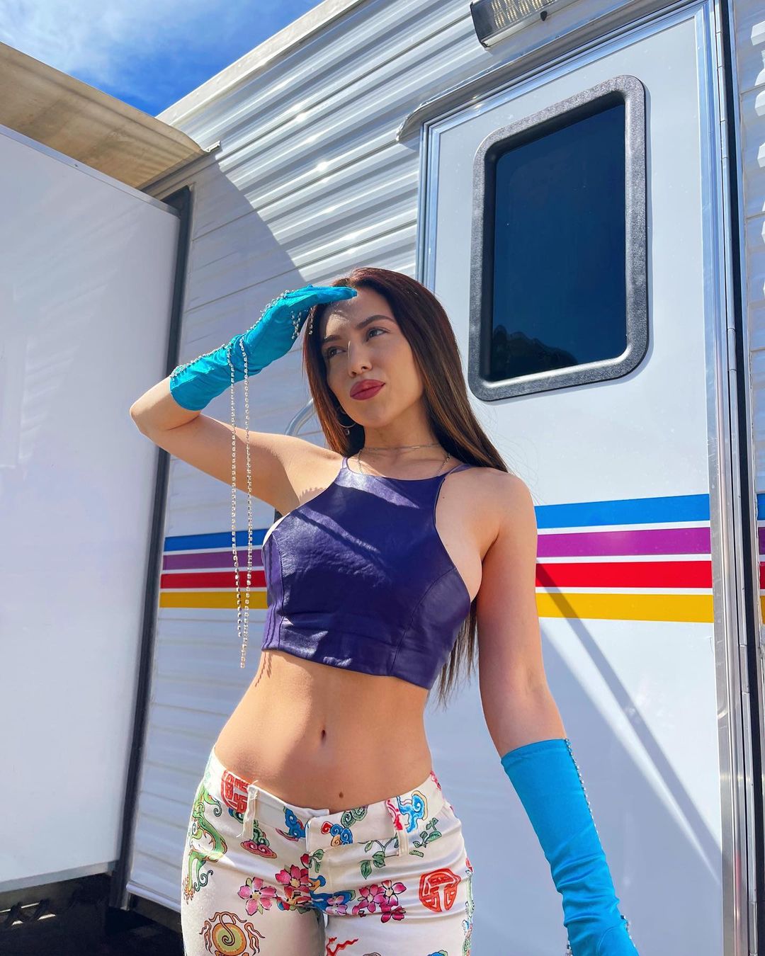 1710104407 20 Ava Фото6 Ava Max 6