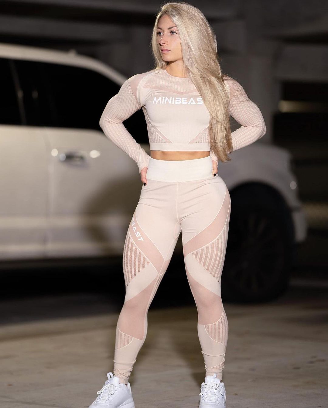 1710113045 43 Carriejune Anne Bowlby Фото9 Carriejune Anne Bowlby 9