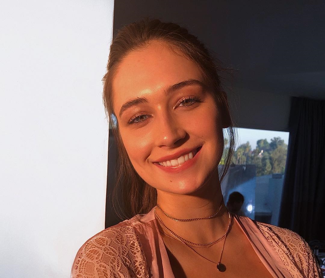 Elsie Hewitt 19 Горячие Фото Девушки, Elsie Hewitt Красивые Фотографии