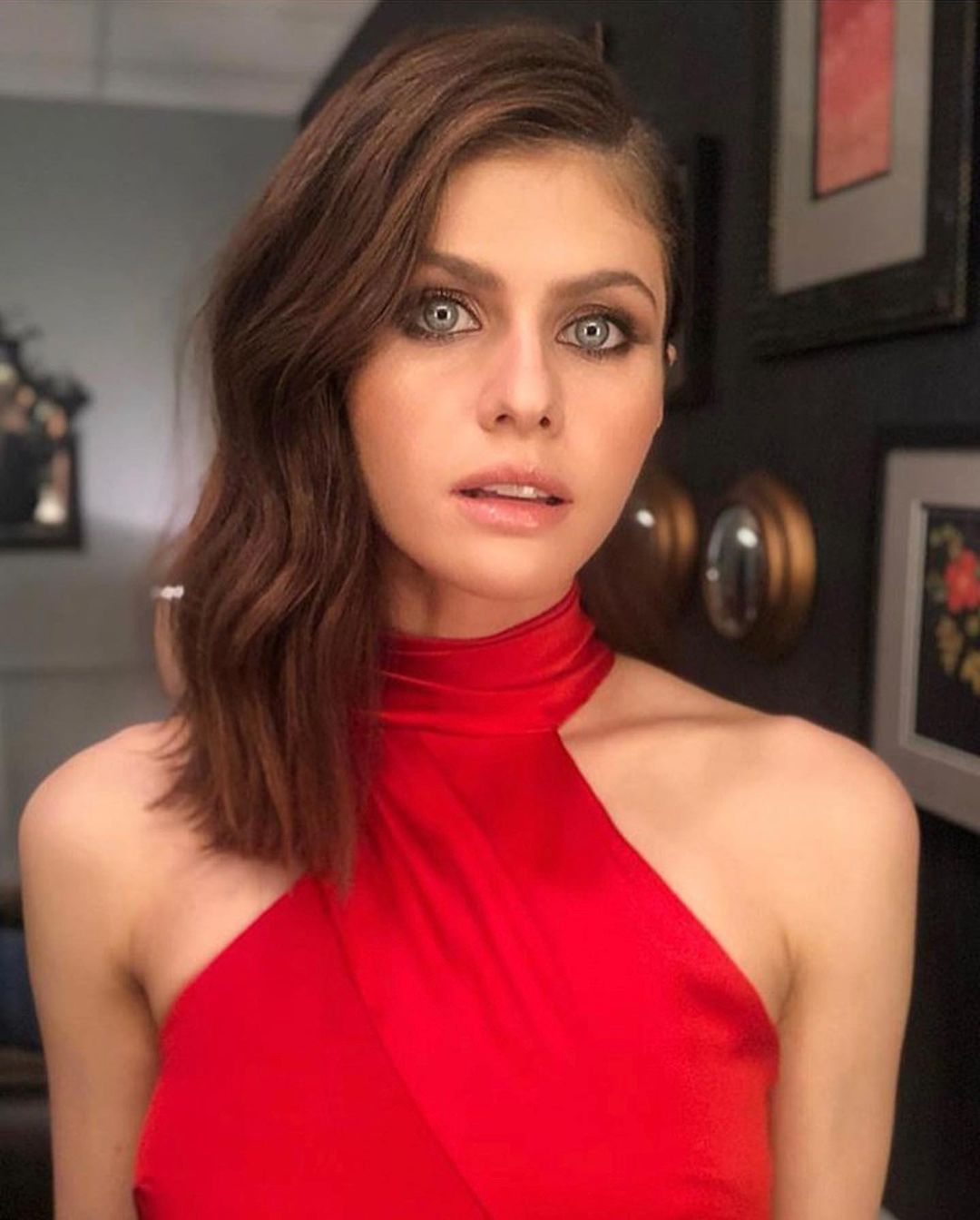 1710519845 637 Alexandra Daddario Фото11 Alexandra Daddario 11