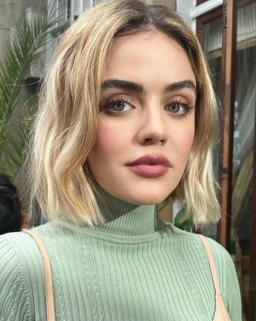 1711880283 156 Lucy Hale Фото10 Lucy Hale 10