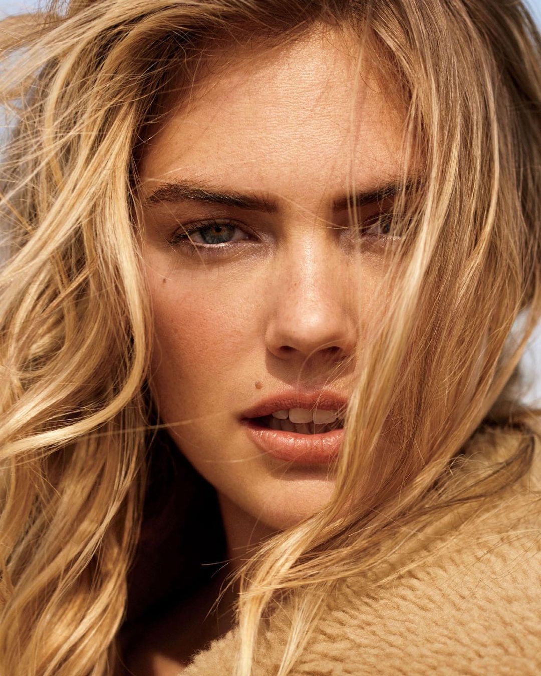 1711890364 673 Kate Upton Фото12 Kate Upton 12