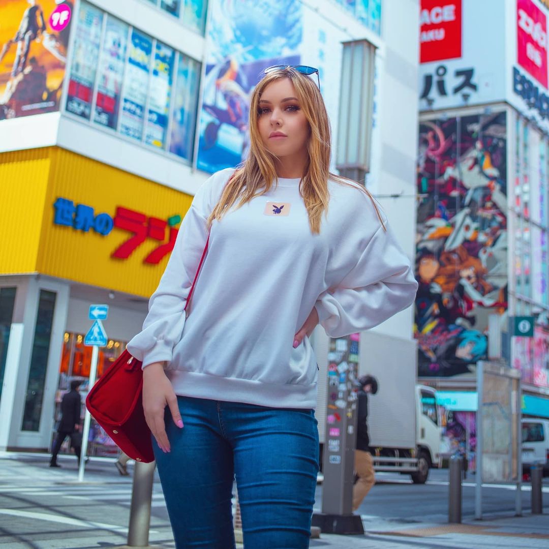 1711928528 612 Amy Thunderbolt Фото9 Amy Thunderbolt 9