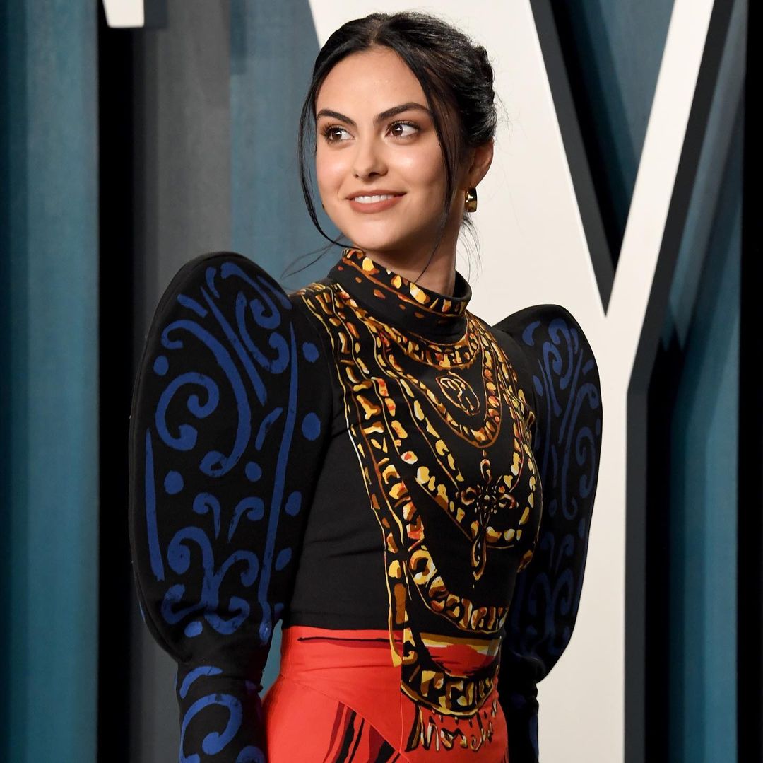 1712027163 551 Camila Mendes Фото16 Camila Mendes 16