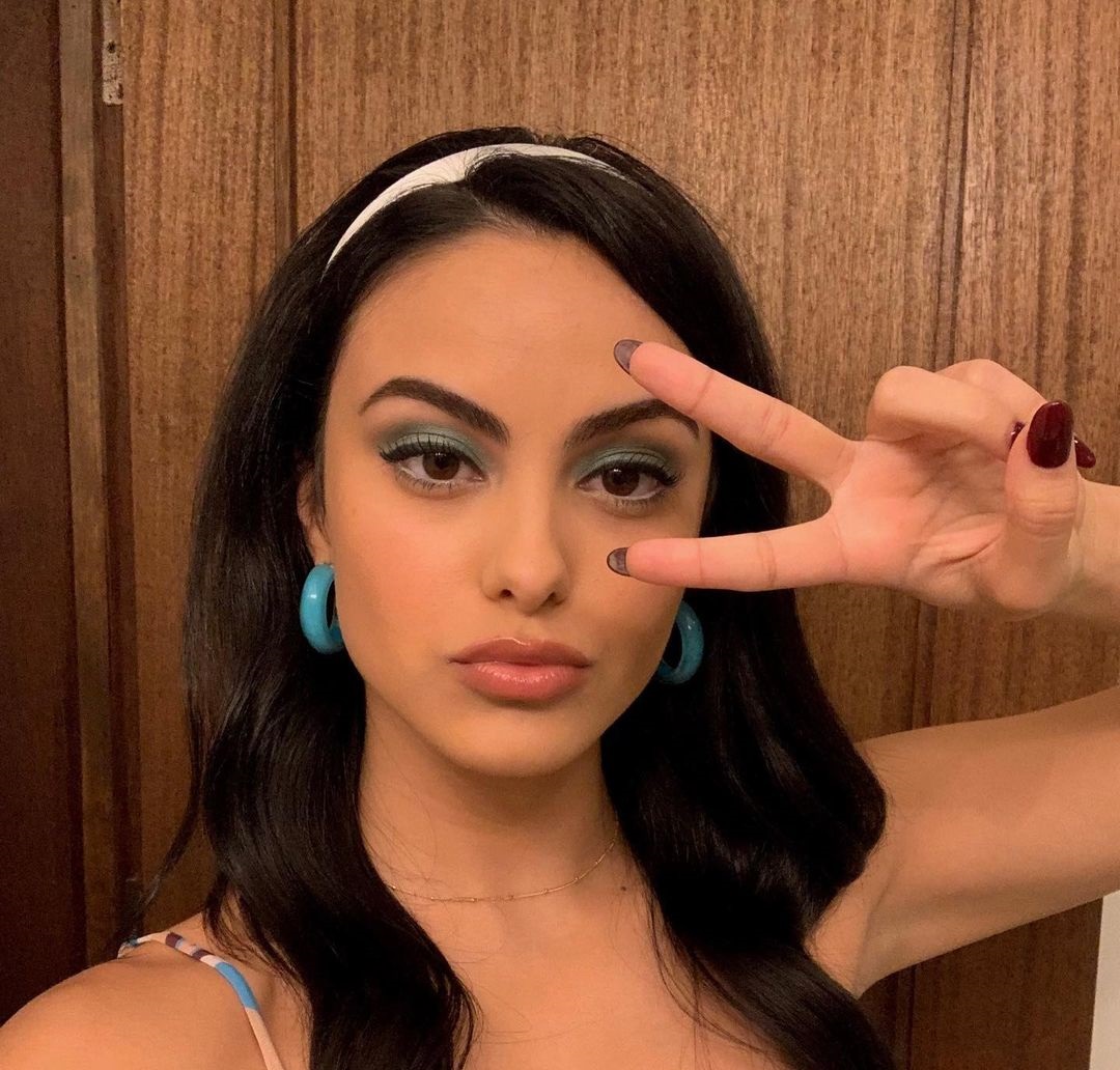 1712027163 667 Camila Mendes Фото17 Camila Mendes 17