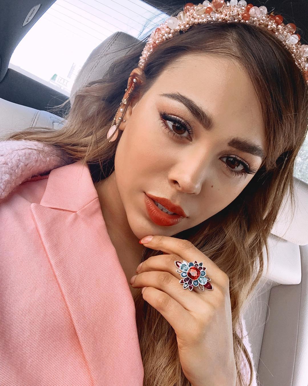 1712125803 600 Danna Paola Фото6 Danna Paola 6