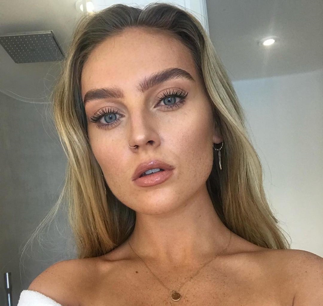 1712546282 264 Perrie Edwards Фото12 Perrie Edwards 12