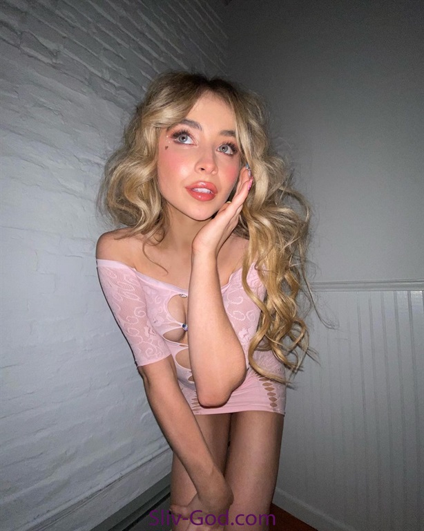 1723163406 872 Sliv Sabrina Carpenter Goryachie Foto Bez Tsenzury.jpg&Nocache=1 Фото13 Слив Sabrina Carpenter Горячие Фото Без Цензуры 13