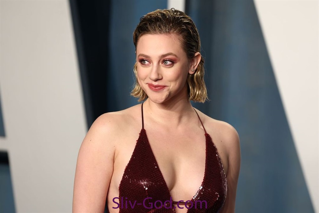 1723381506 870 Sliv Lili Reinhart Goryachie Foto Bez Tsenzury.jpg&Nocache=1 Фото15 Слив Lili Reinhart Горячие Фото Без Цензуры 15